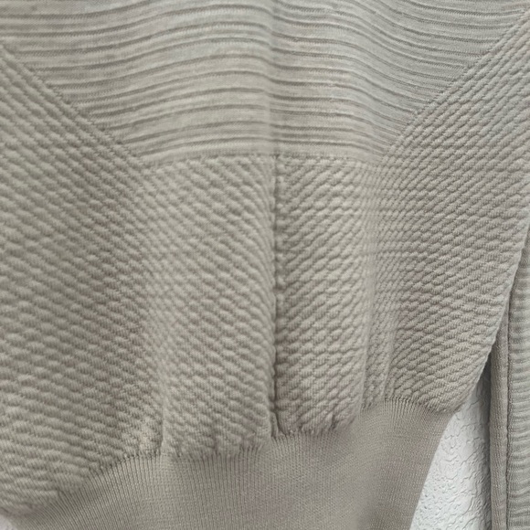 Calvin Klein Knit Pullover - Picture 10 of 12